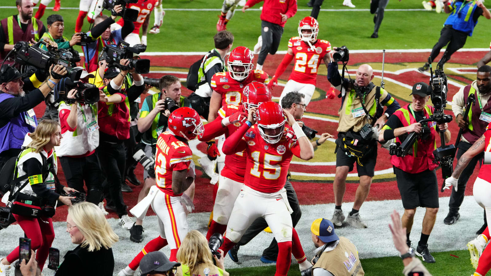 2025 Super Bowl Odds: Chiefs are favorites to win championship