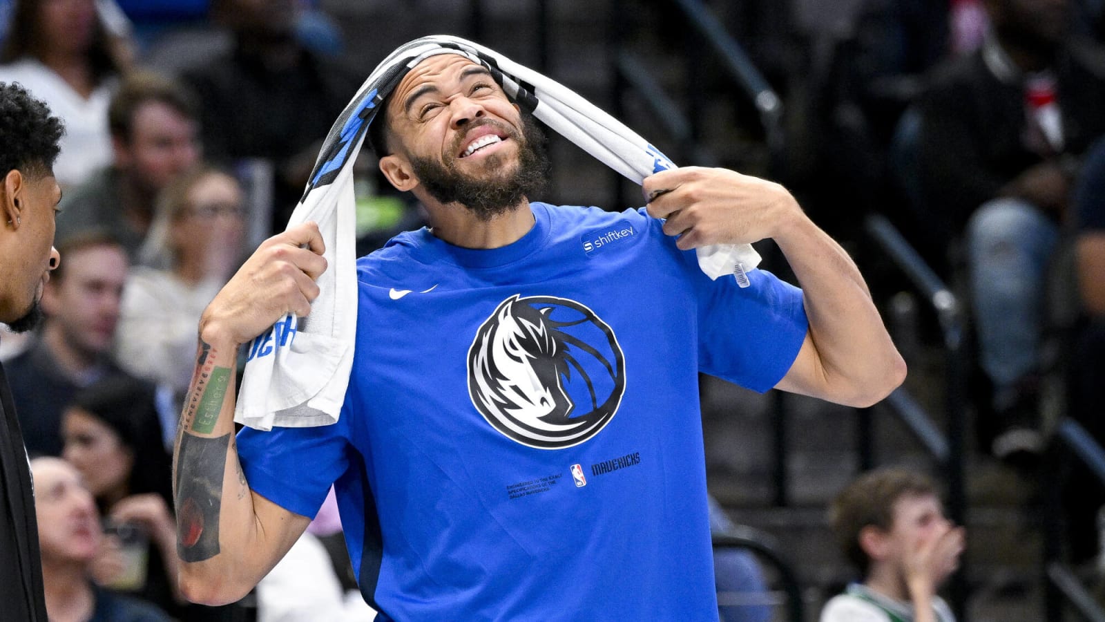 Mavericks To Waive-And-Stretch JaVale McGee, Re-Sign Markieff Morris