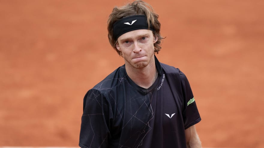 Watch: 'First time I’ve behaved that badly,' Andrey Rublev cannot control his frustration as he fails to perform according to standard and conduct at French Open 2024