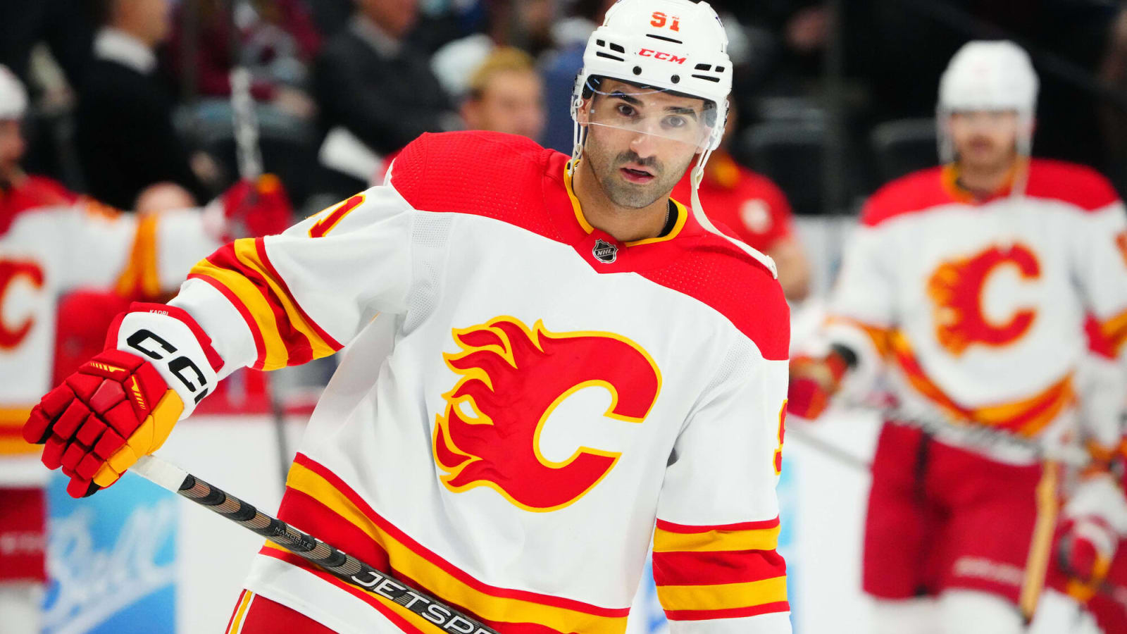 Fans stand with Nazem Kadri as Avalanche return to Colorado for