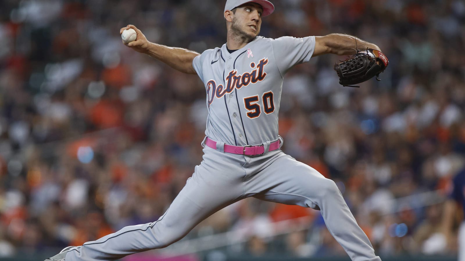 Zack Britton reacts to Yankees exercising club option