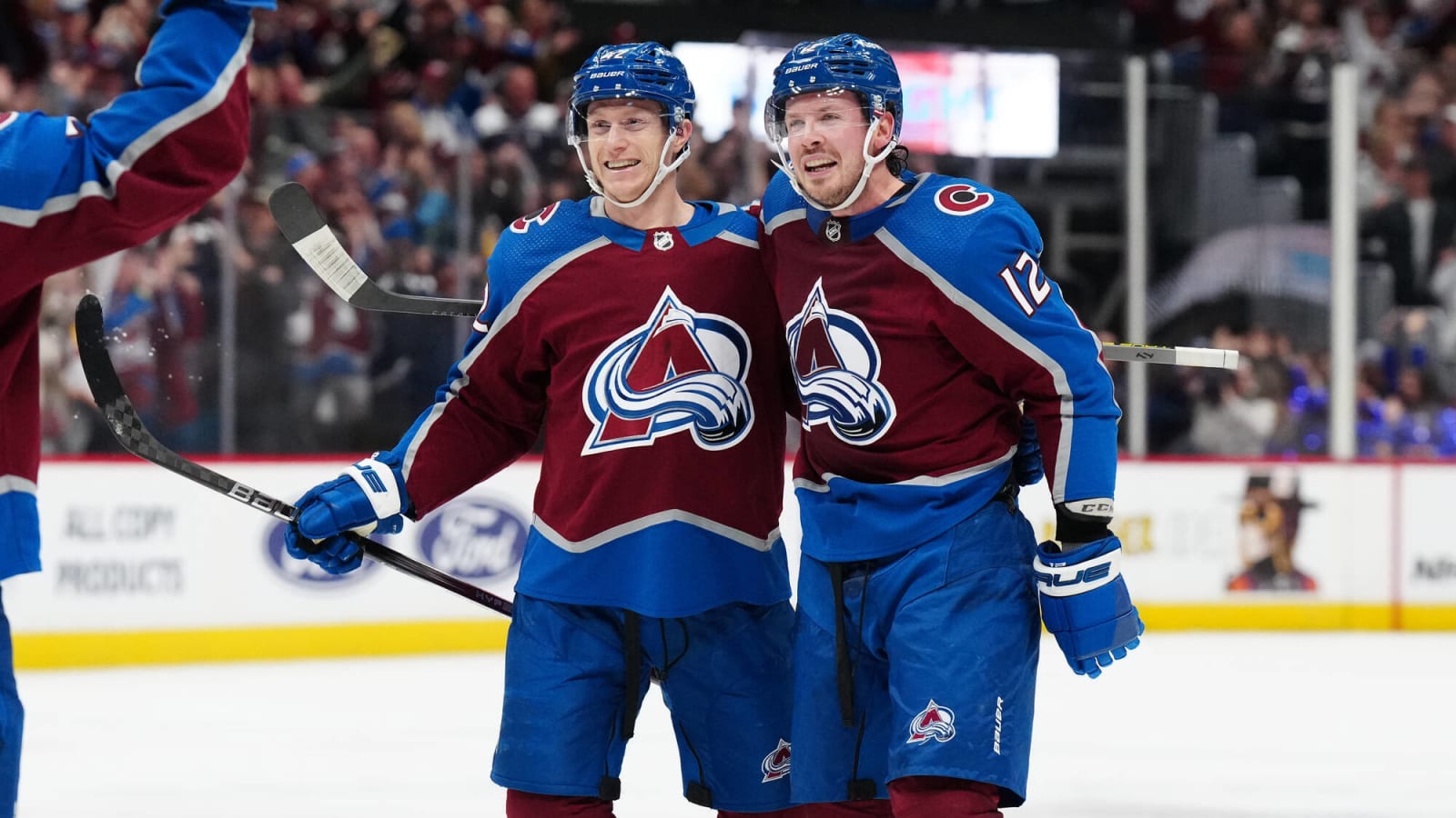 Avalanche Game 40 Plus/Minus: Manson Battles, Goaltending Fails