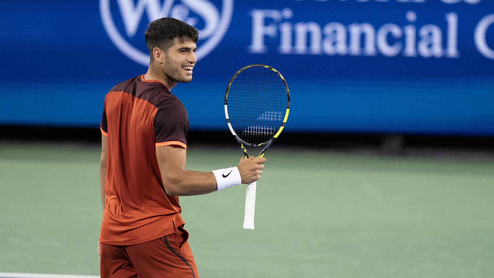 Carlos Alcaraz smashes racket multiple times in frustration against Gael Monfils at Cincinnati Open; video goes viral