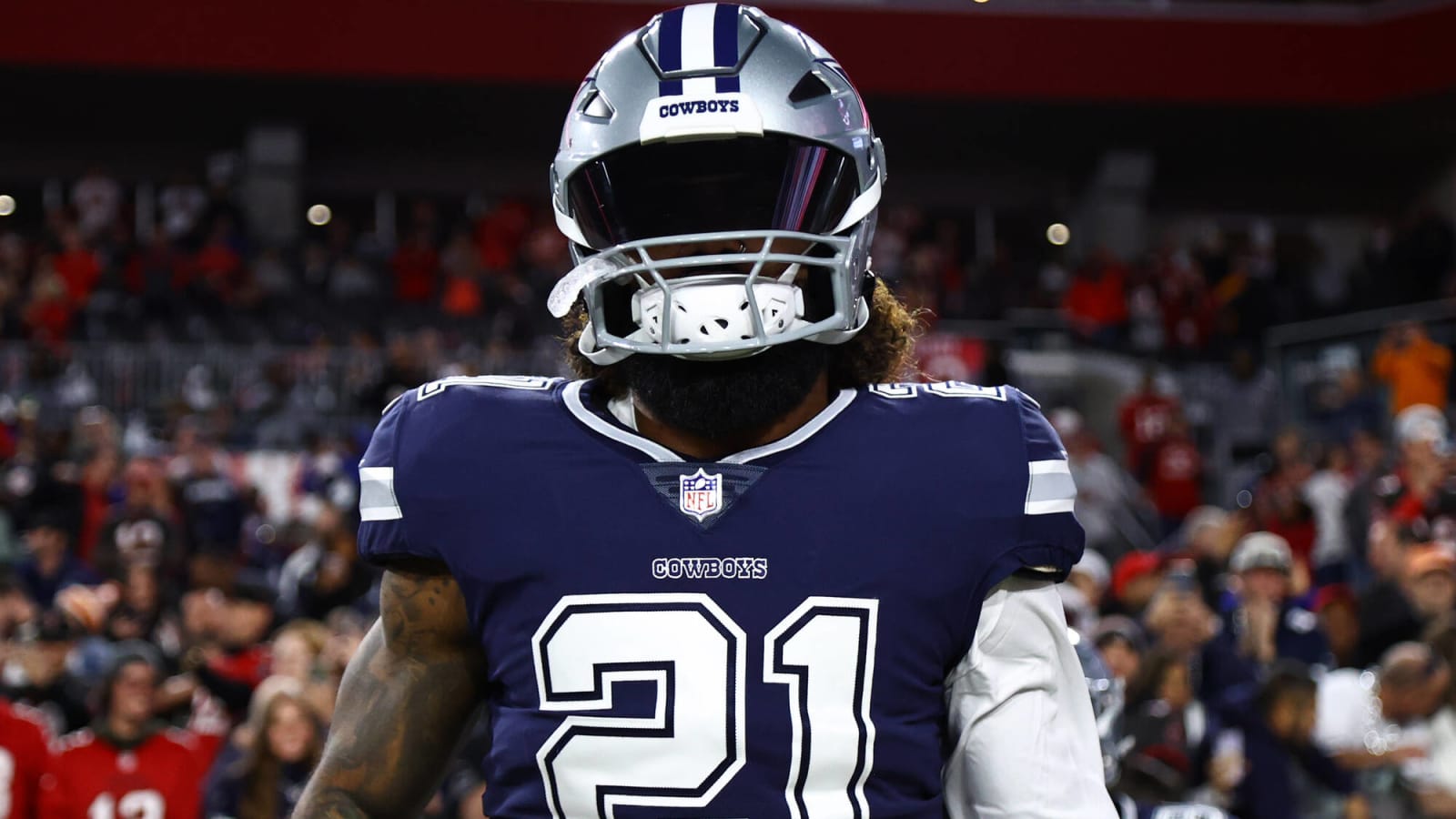 Free Agent RB Ezekiel Elliott Travels to Pittsburgh to Support Ryan Shazier