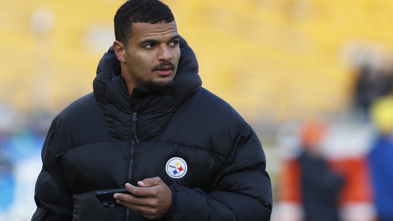 Minkah Fitzpatrick First Steelers Player to Win Bart Starr Award