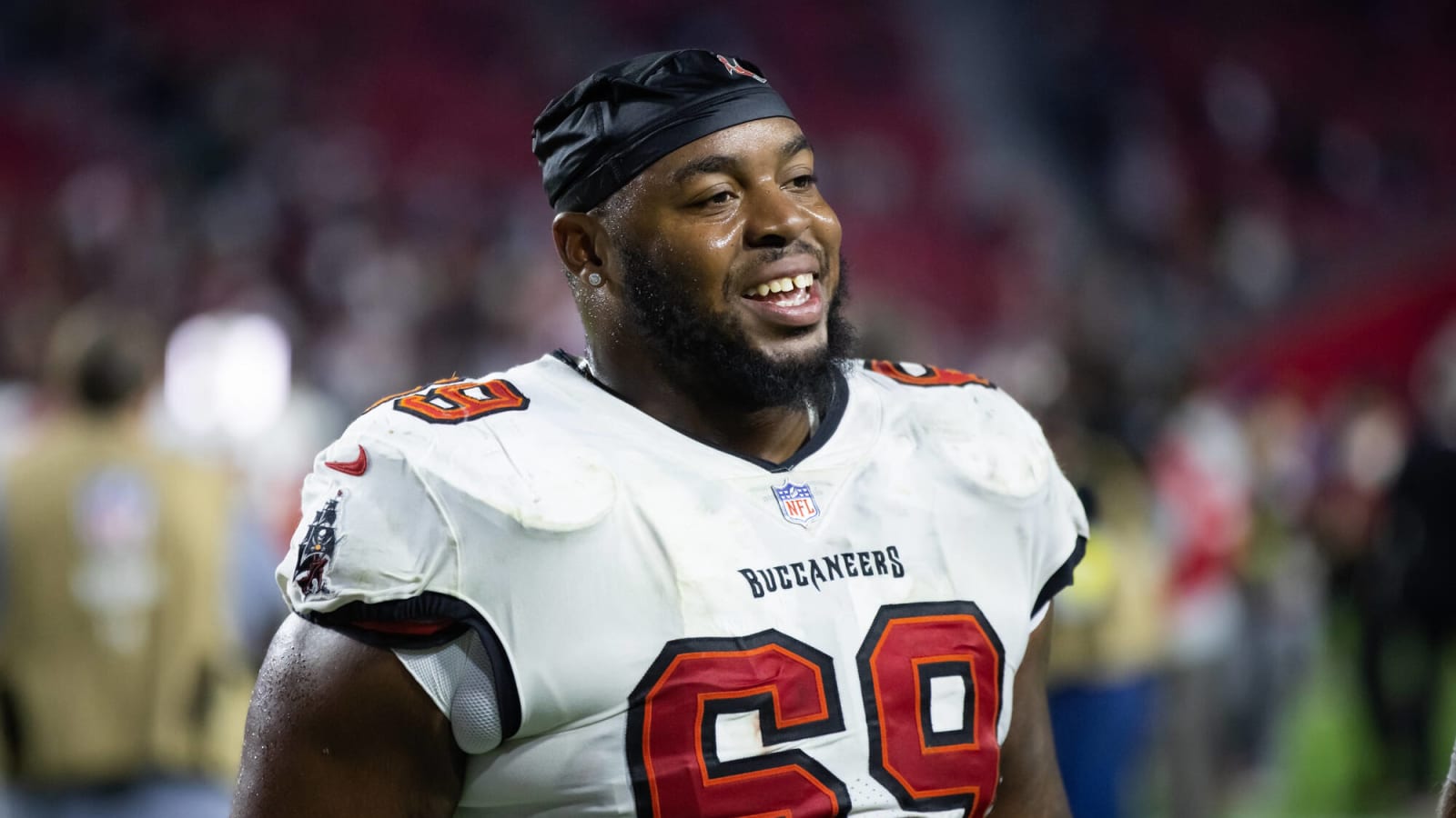 What Bucs O-Line Could Look Like Without Shaq Mason