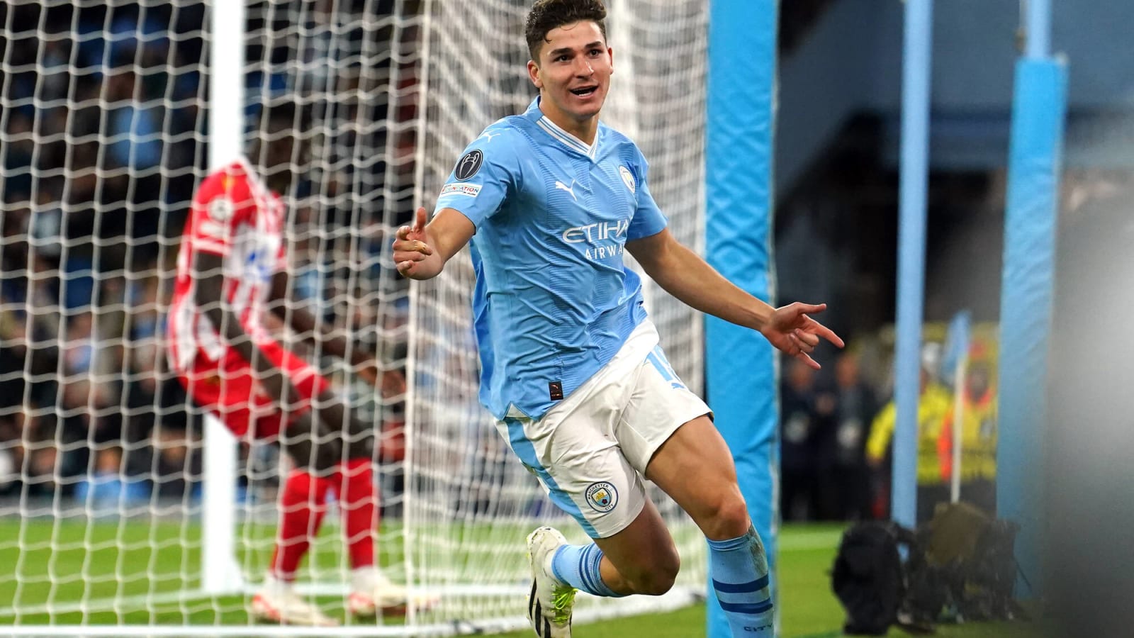 Watch: Julian Alvarez and Erling Haaland link up to draw Man City level with incredible goal