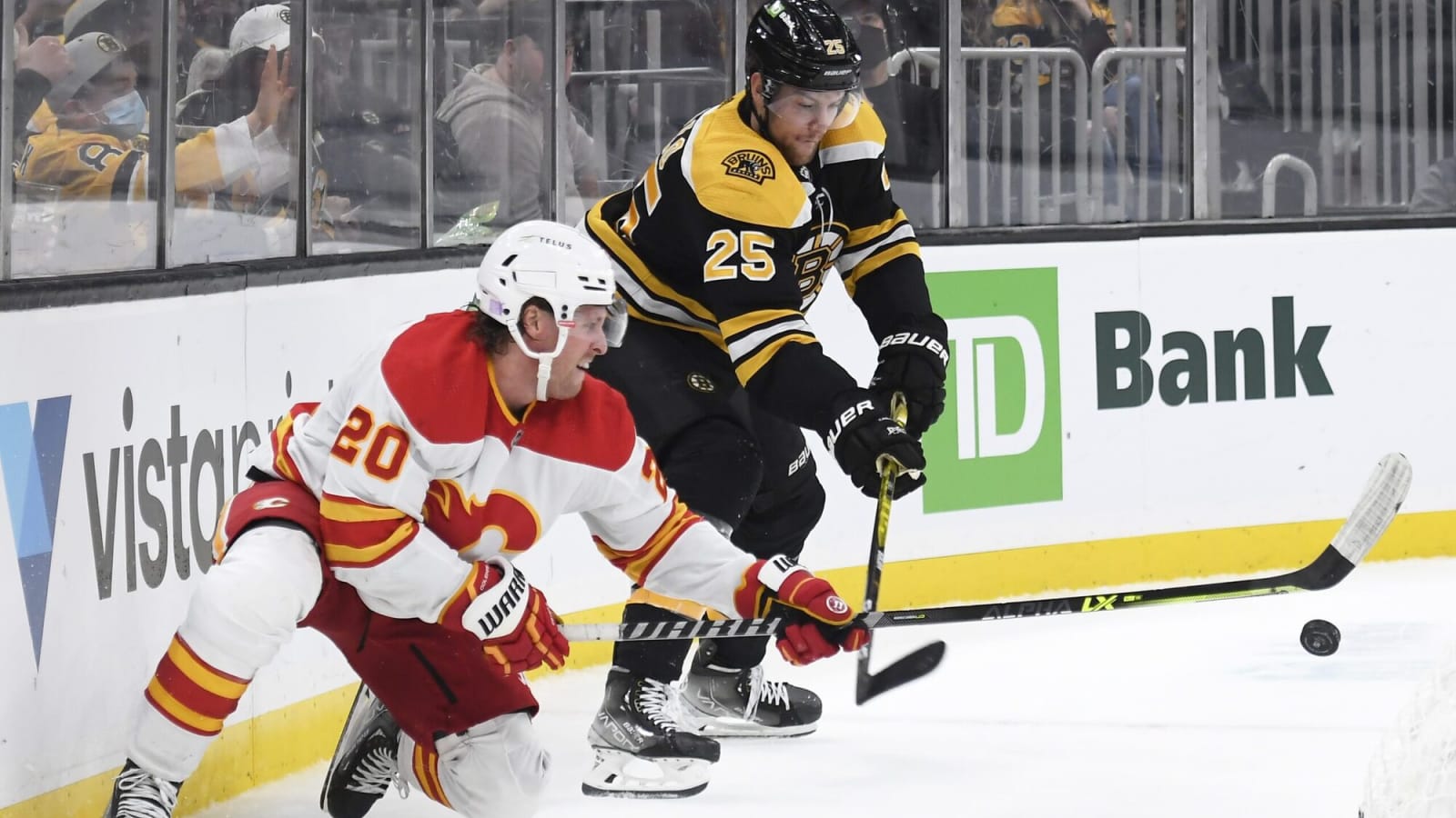 Flames interested in Bruins defenseman Brandon Carlo