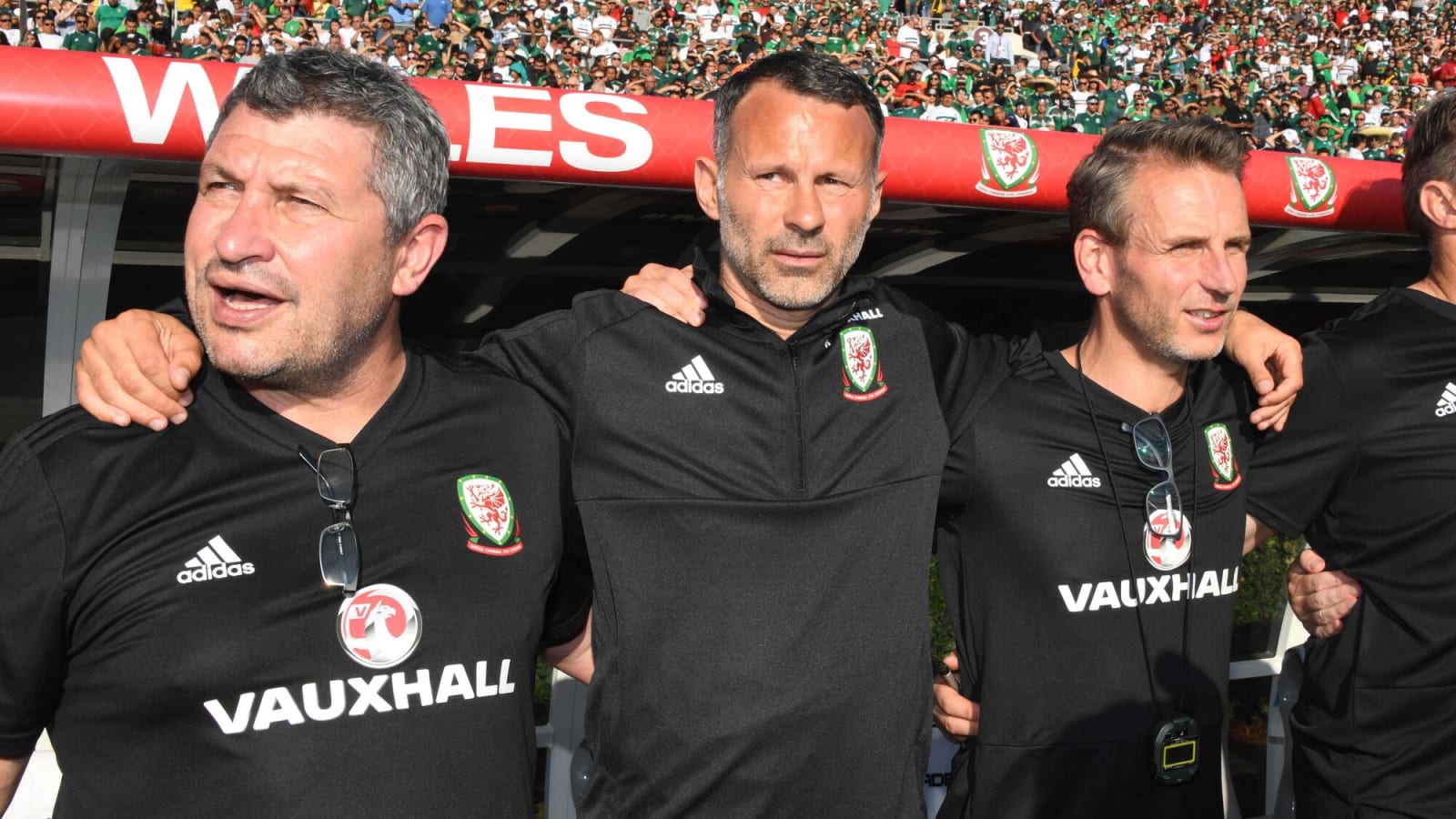 Lauren names Manchester United legend as best-ever opponent over Robben and Ronaldo