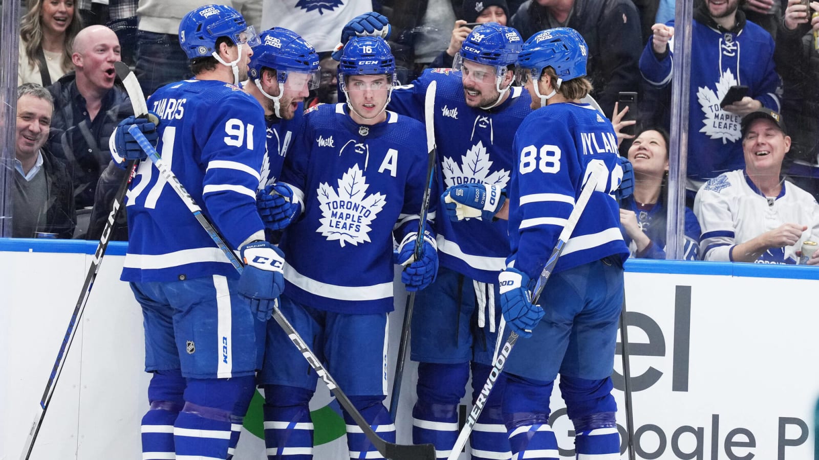 Marner passes Mahovlich on franchise points list with 4-point effort as Maple Leafs pummel Sharks