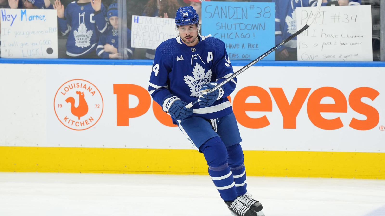 Maple Leafs News & Rumors: Matthews, Samsonov, Ho-Sang & Willie 