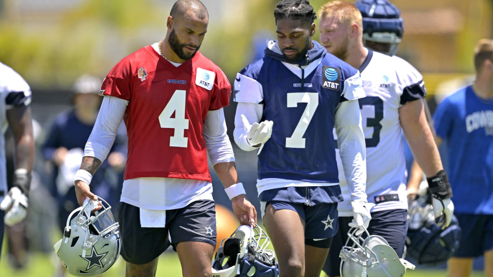 Diggs Visits Cowboys Locker Room: &#39;Stay Close - You&#39;re Gonna Need It!&#39;