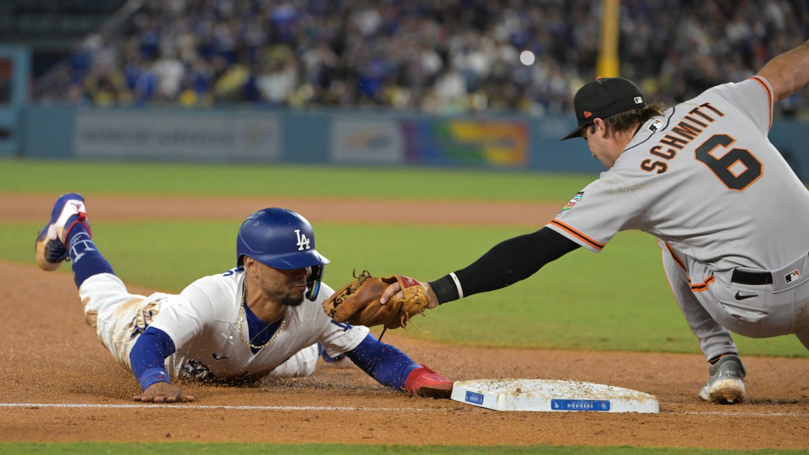 Watch: Dodgers, Giants combine for 'disgraceful' play