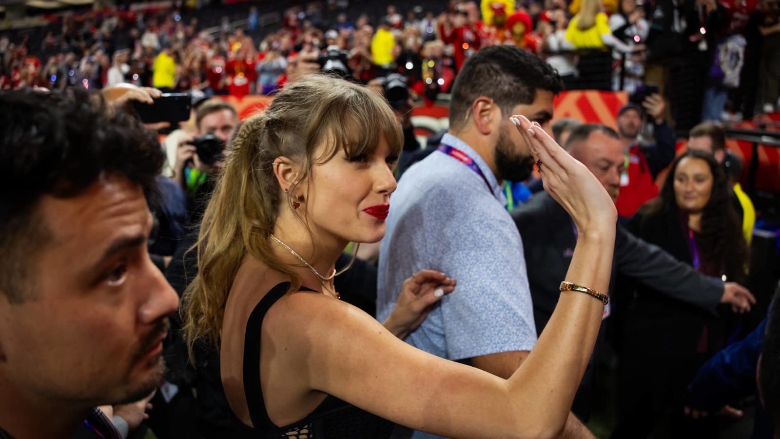 Chris Russo launches a verbal attack on CBS for showing Taylor Swift 'too  much' during the Super Bowl despite the pop star getting only 54 seconds of  broadcast time