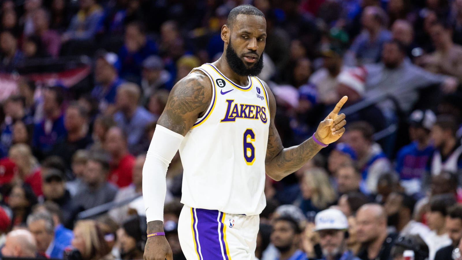 LEBRON James Dunk