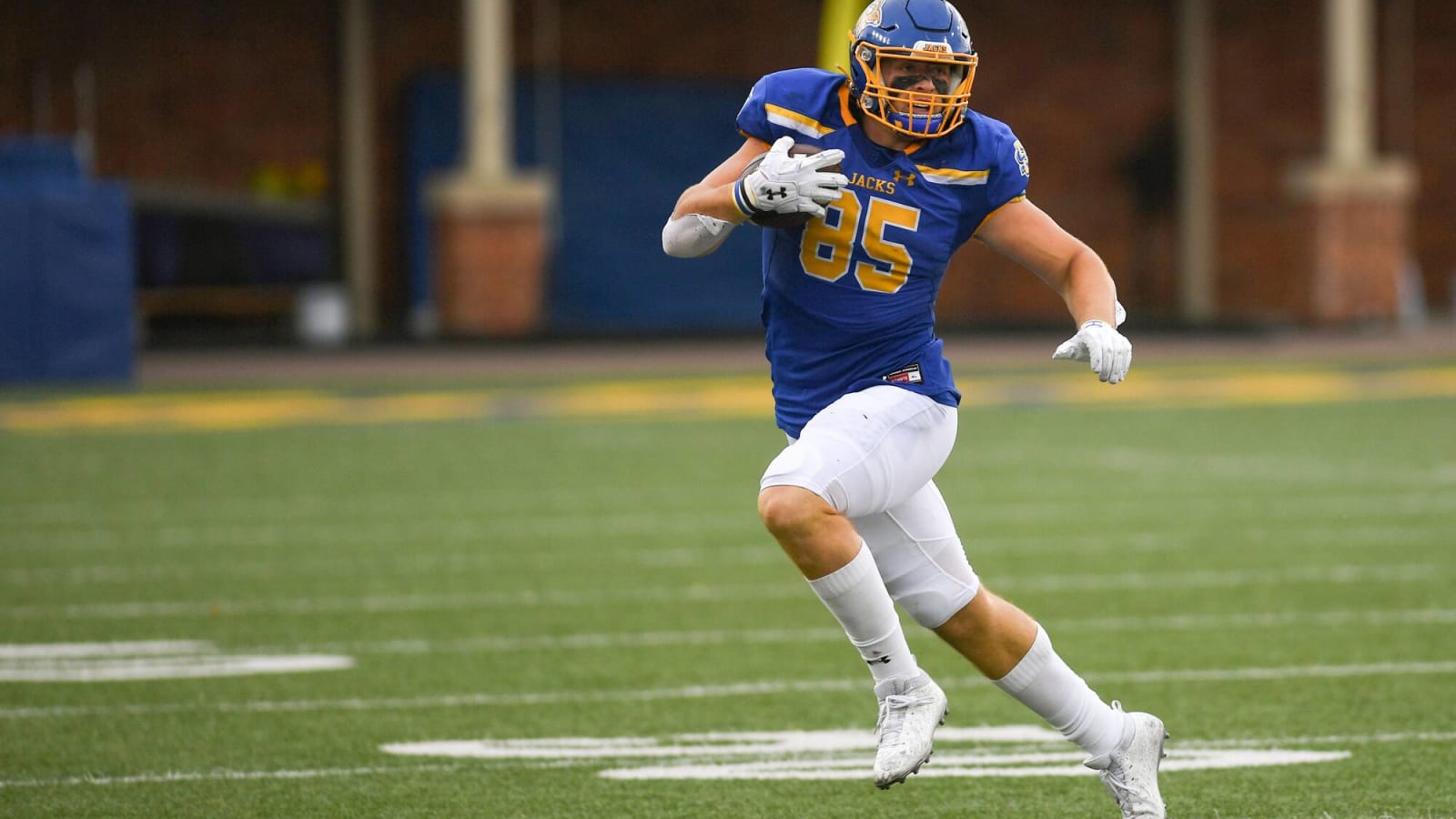 2023 NFL Draft Small-School Prospect To Watch: South Dakota State TE Tucker Kraft