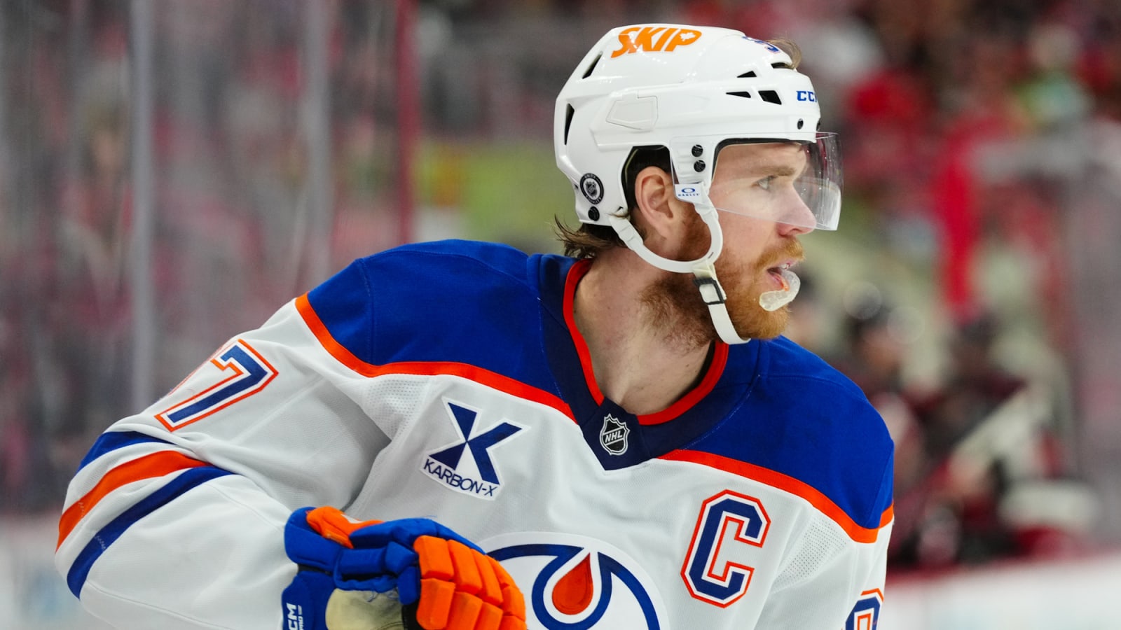 Connor McDavid sends strong message to Oilers management