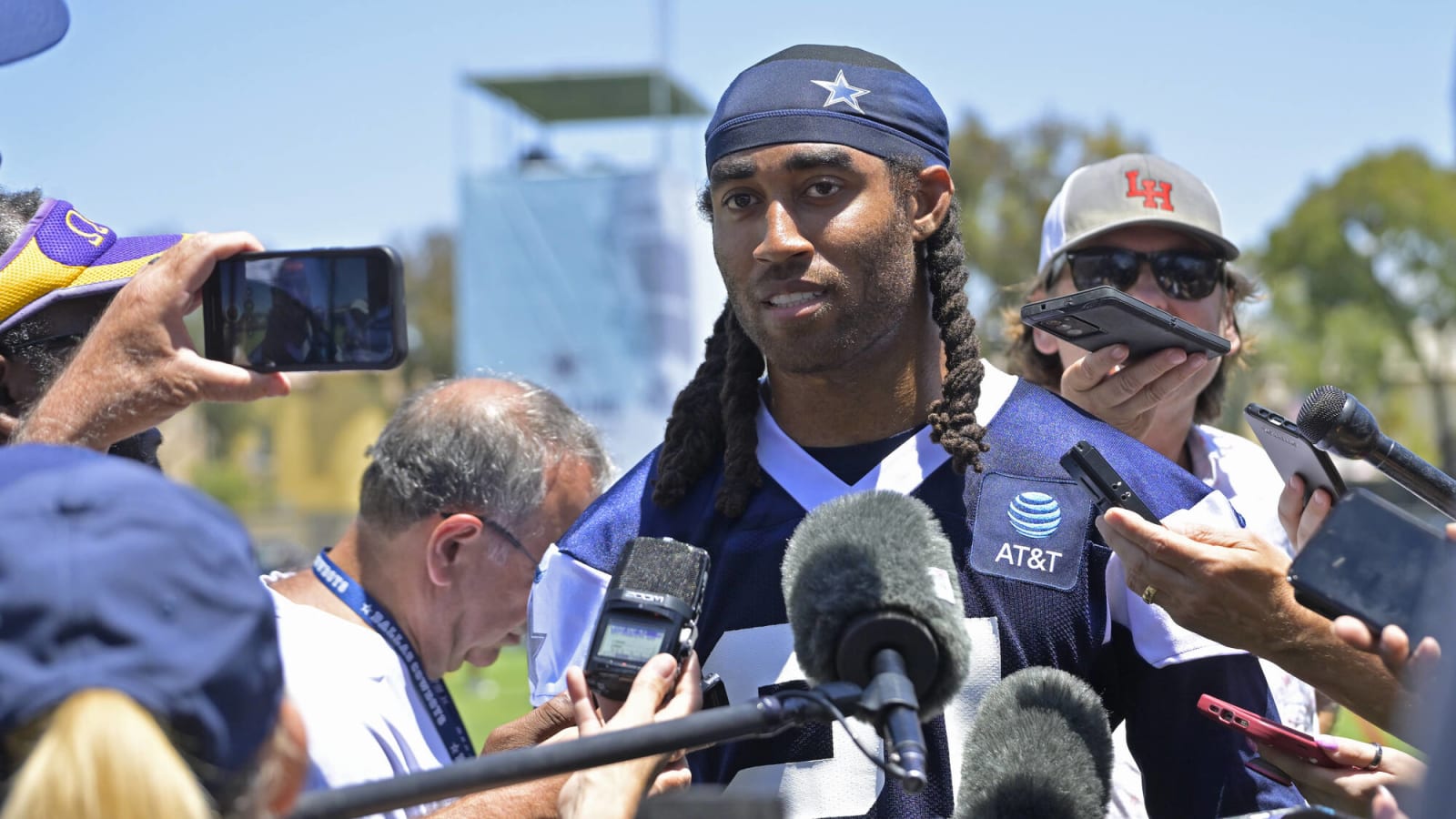 Cowboys' Stephon Gilmore issues warning to NFL about Trevon Diggs
