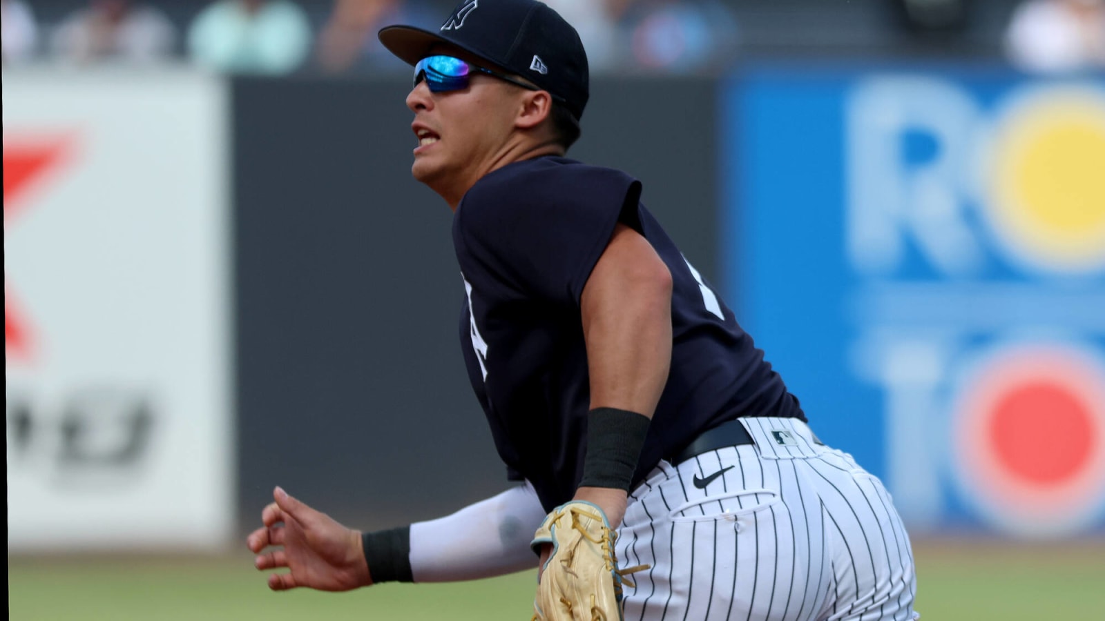 Yankees could change strategy at shortstop entirely