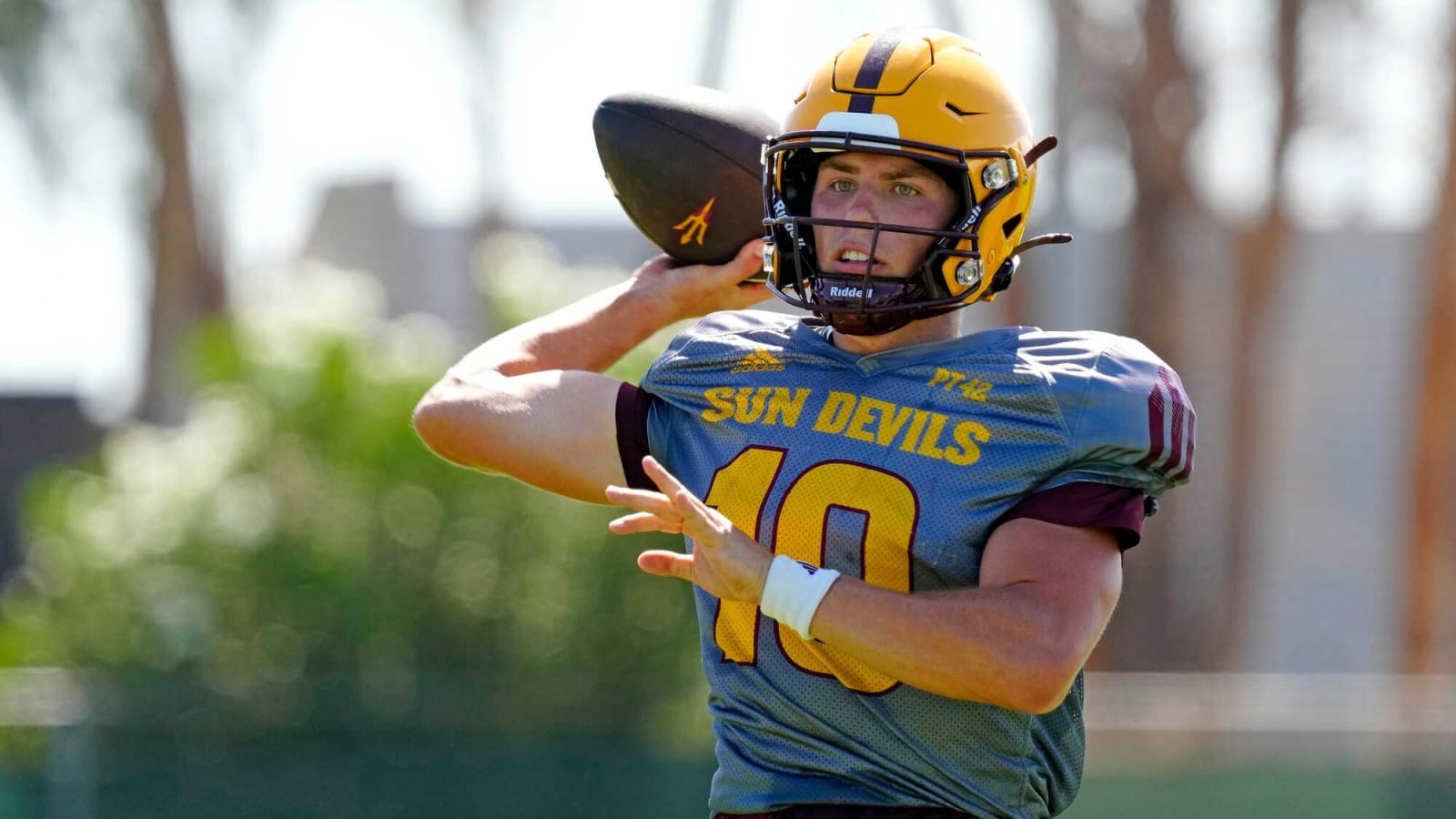 Sam Leavitt wins ASU quarterback battle over Jeff Sims, named starter