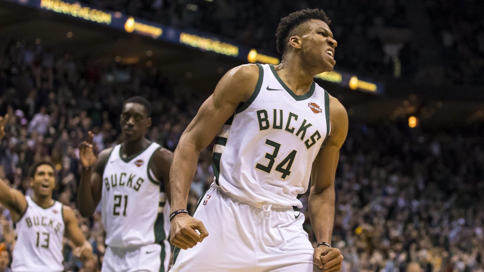 Giannis Antetokounmpo’s 19-year-old brother is looking huge