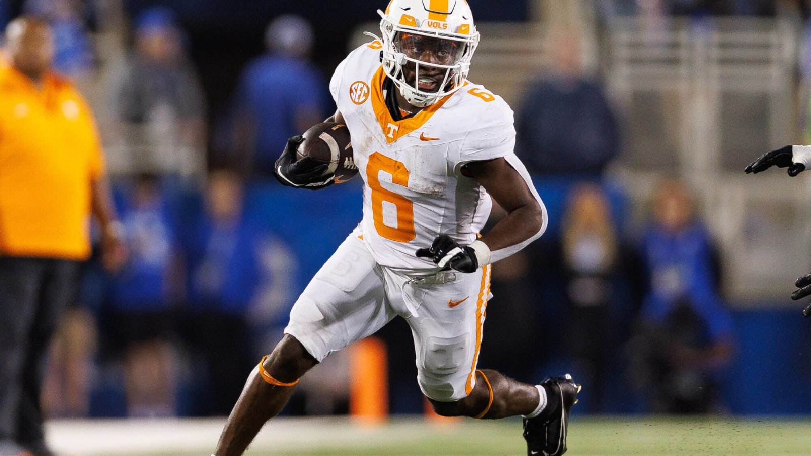 One of the Vols&#39; most important players officially announced his return to Tennessee