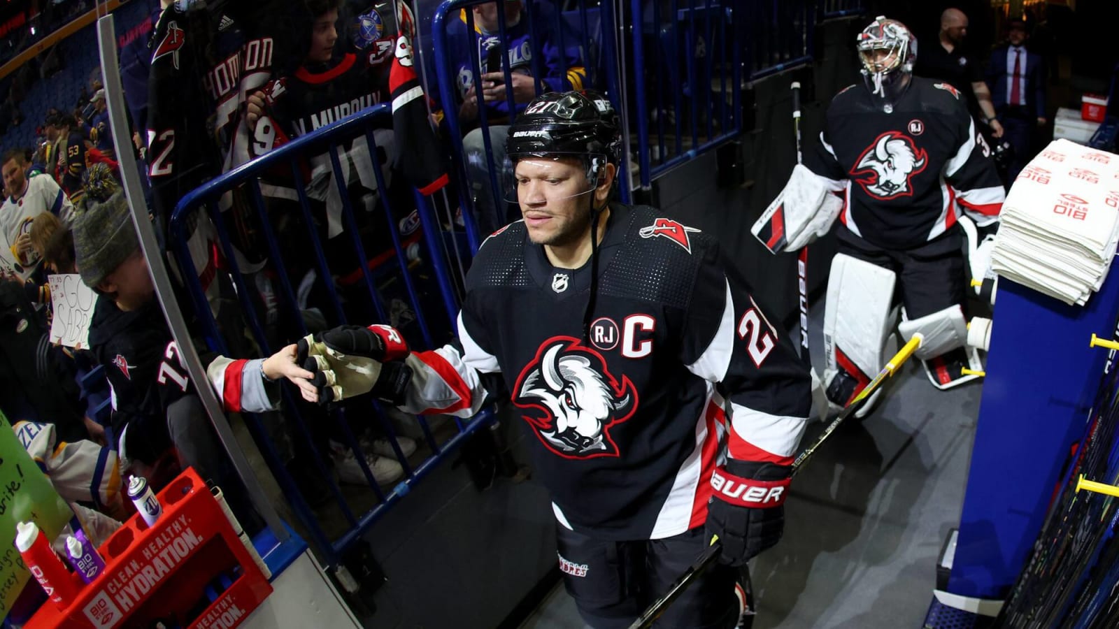 Florida Panthers acquire Kyle Okposo from Buffalo Sabres