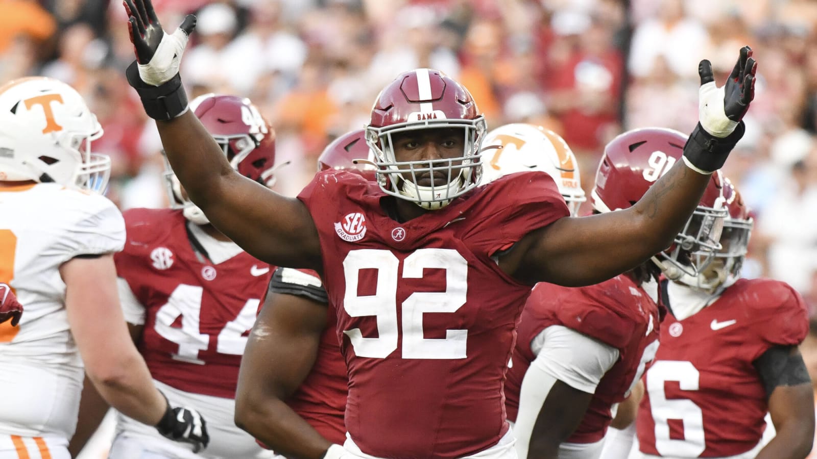 Alabama veteran DL in the running for AP/CSC Comeback Player of the Year