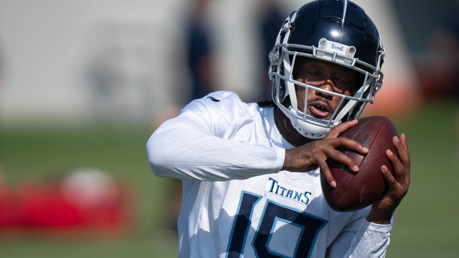 Titans Sign C Jimmy Murray, Waive WR Jacob Copeland