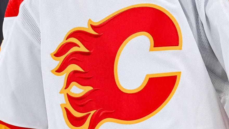 Flames sign Theo Stockselius to three-year, entry-level contract