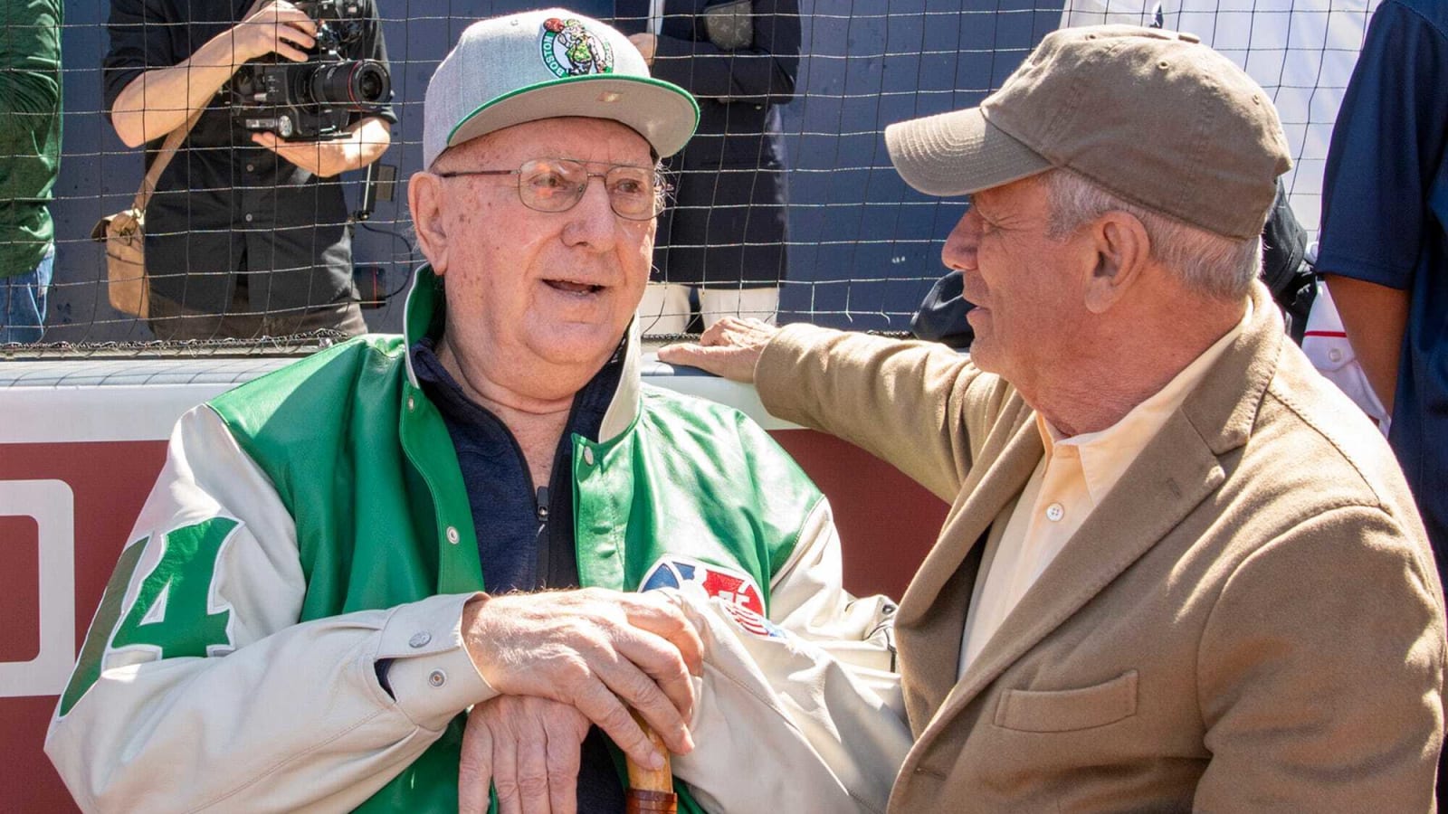 Bob Cousy receives another NBA championship ring