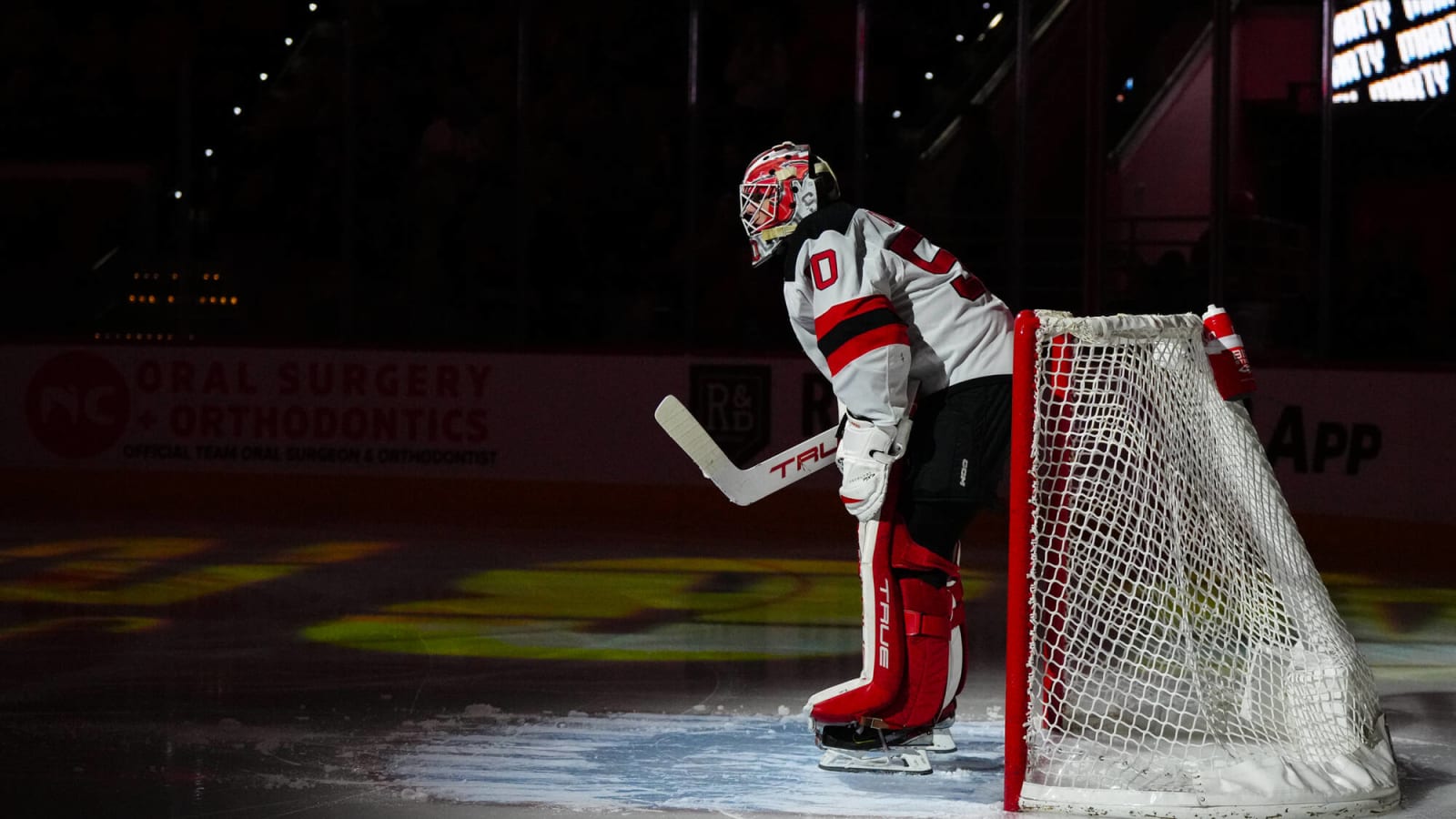 5(ish) Questions with Devils Goalie Nico Daws