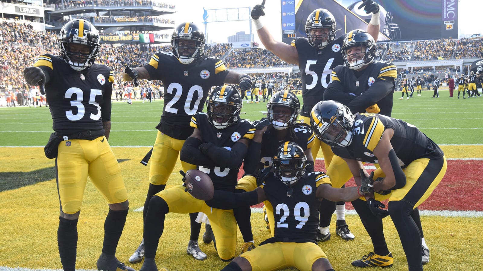 NFL Insider Says The Steelers Lost With These 2 Free Agency Signings