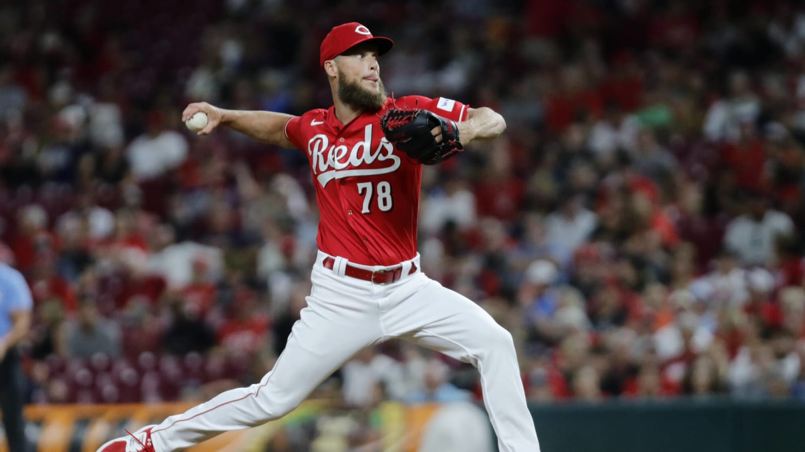 Reds Outright Alan Busenitz