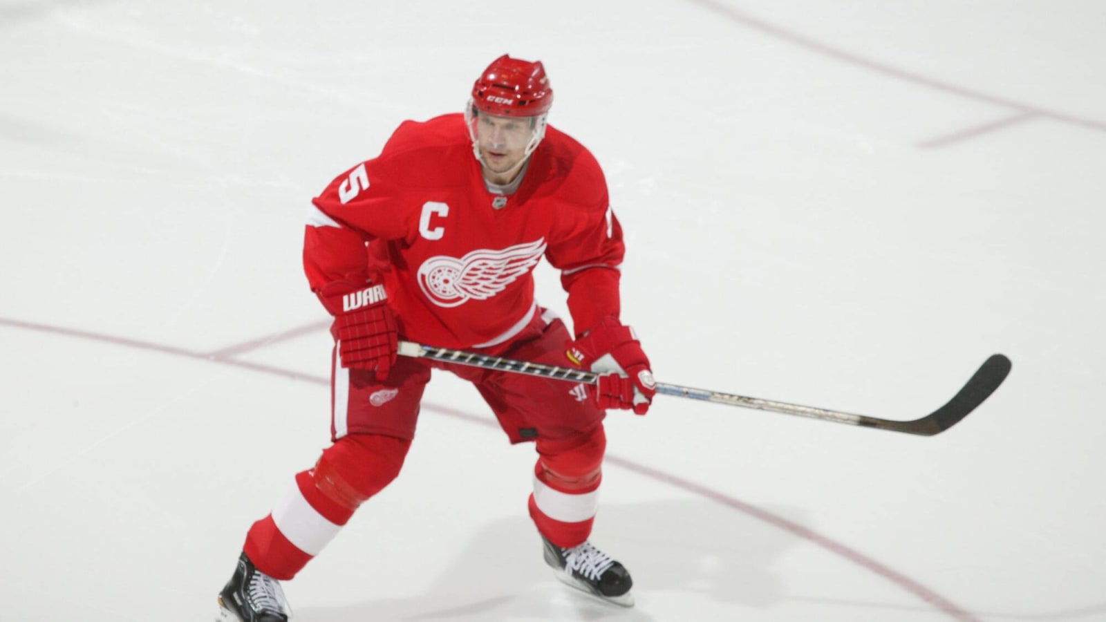 Red Wings Legend Lidstrom Honored With Award Named For His Idol