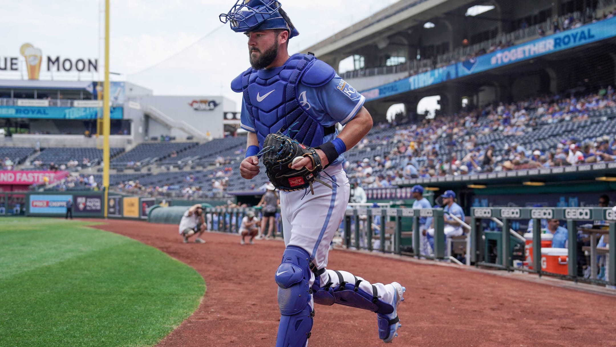 KC Royals trade catcher Cam Gallagher to San Diego Padres