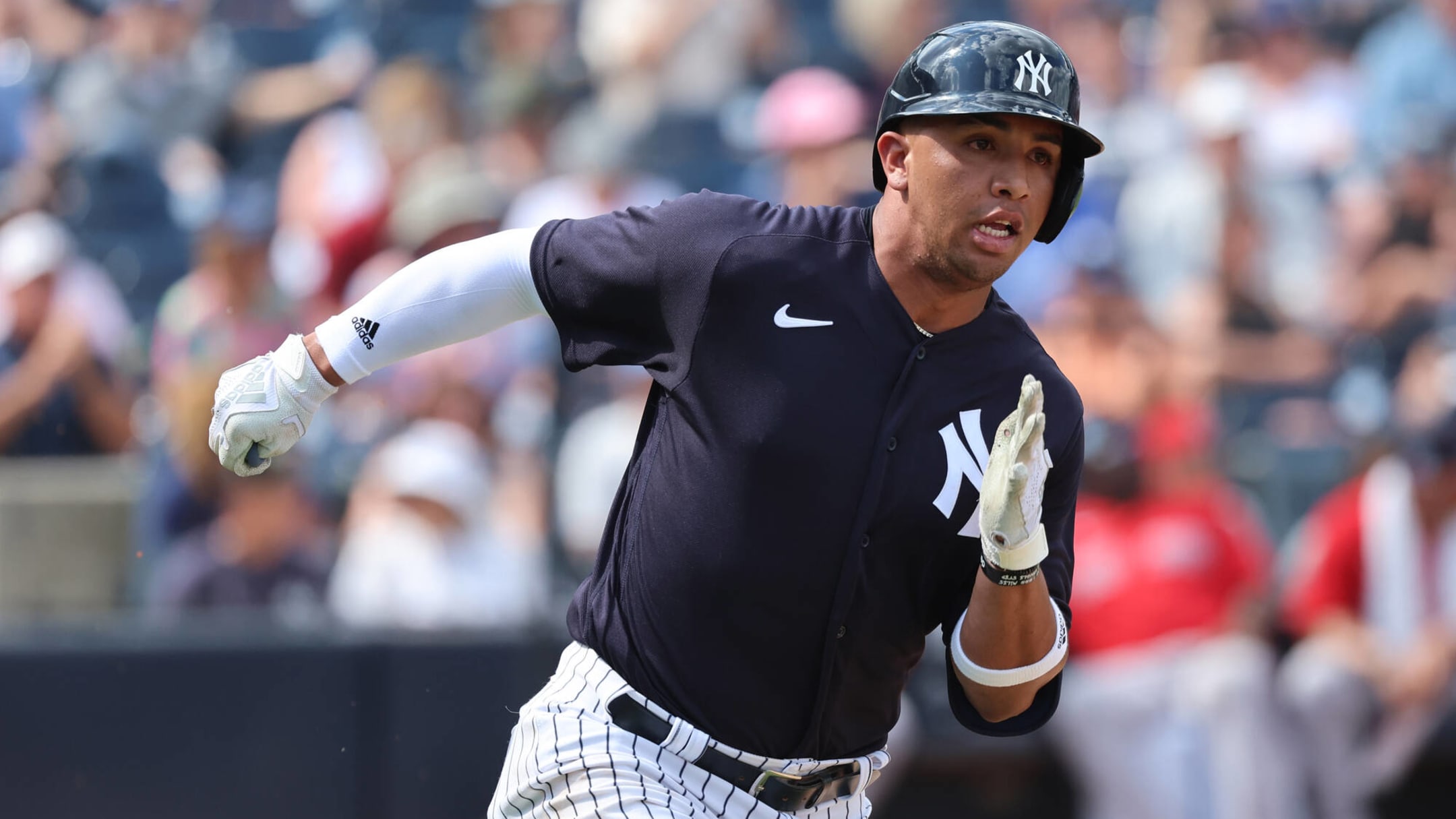 Yankees make surprise Oswald Peraza assignment