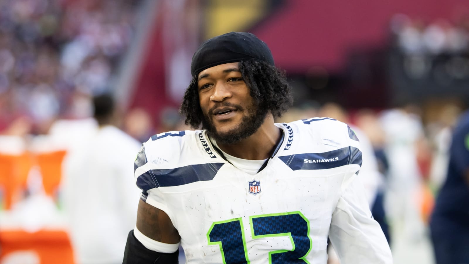 Seahawks to re-sign key LB Ernest Jones
