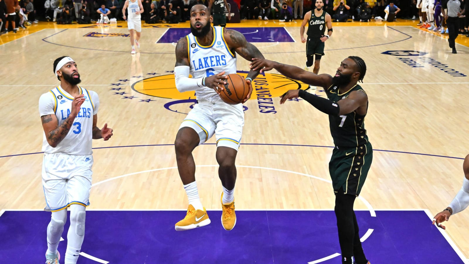  TURNER SPORTS Los Angeles Lakers Lebron James 2022