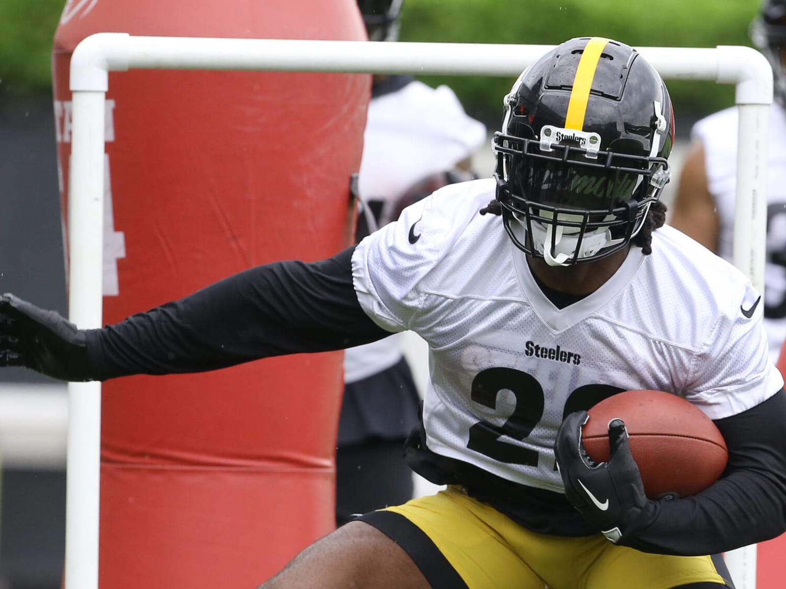 Steelers Wire] - Mike Tomlin not ready to crown Najee Harris the