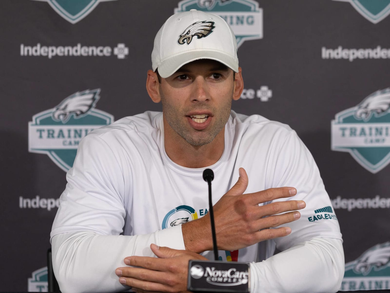 Philadelphia Eagles coach Nick Sirianni: How to eliminate distractions