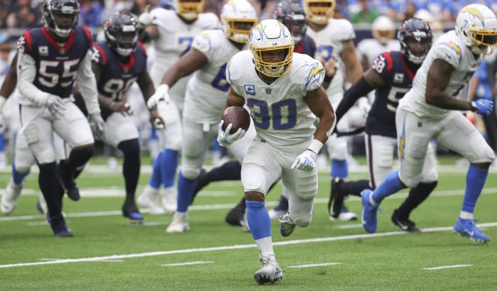 Austin Ekeler awakens, aids again-depleted Bolts