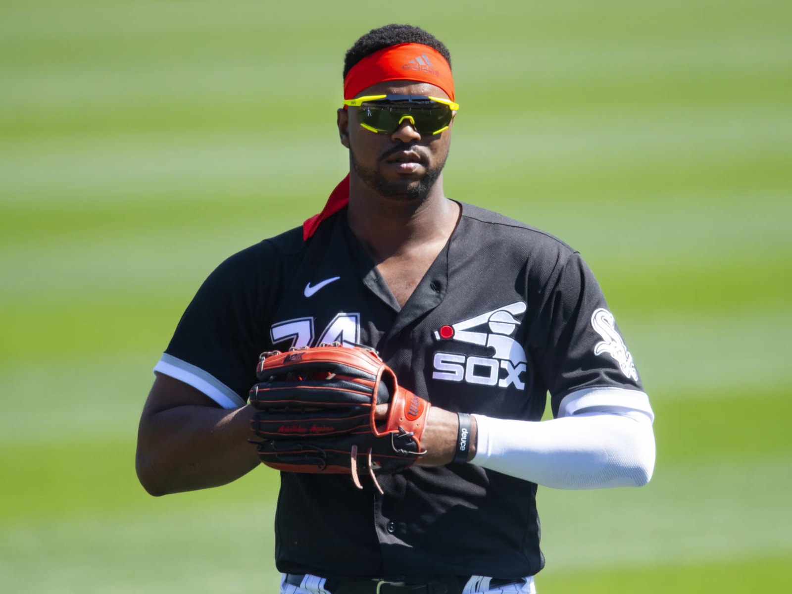 White Sox' Luis Robert cleared to begin rehab assignment - Chicago