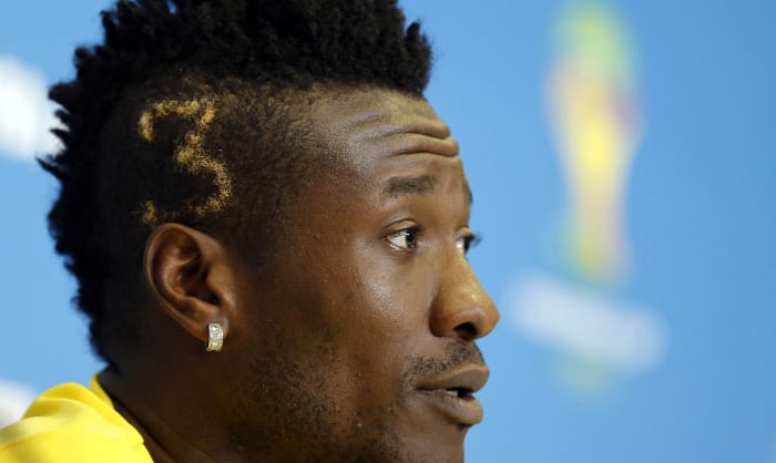 Asamoah Gyan misses penalty