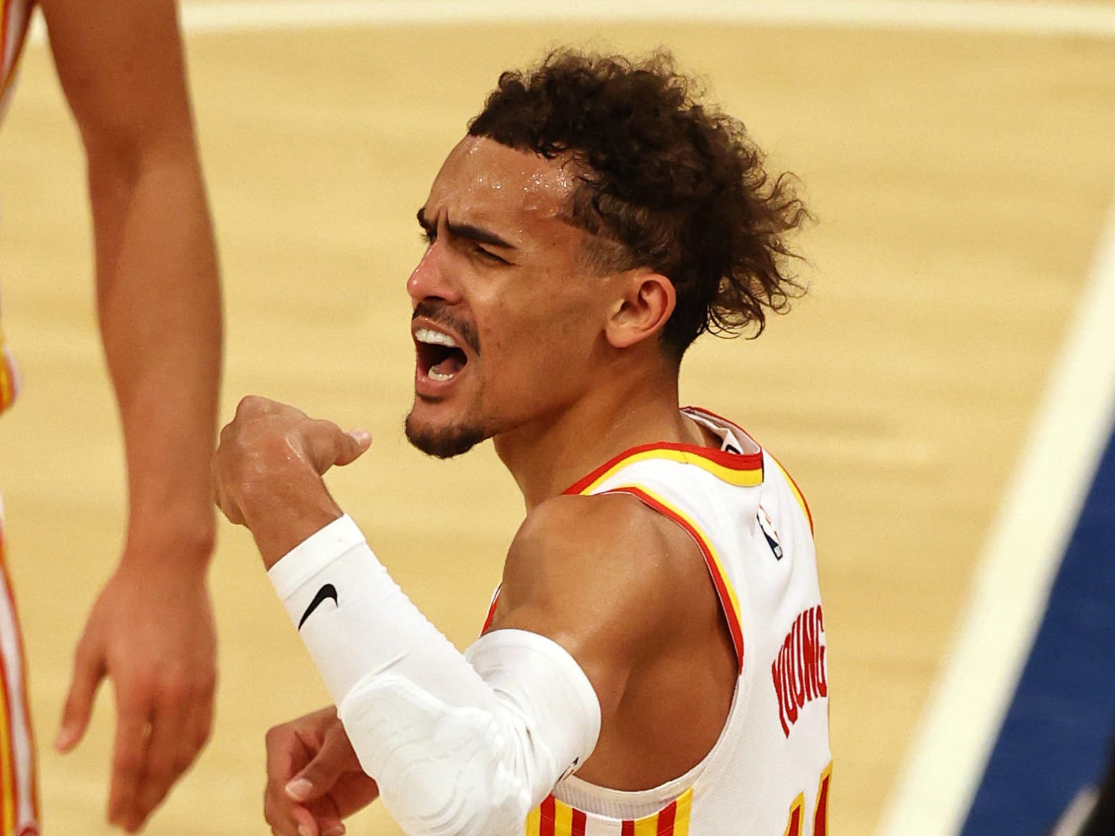 Trae Young Fake Nutmeg Stuns Nuggets Defenders, Dazzles NBA Fans