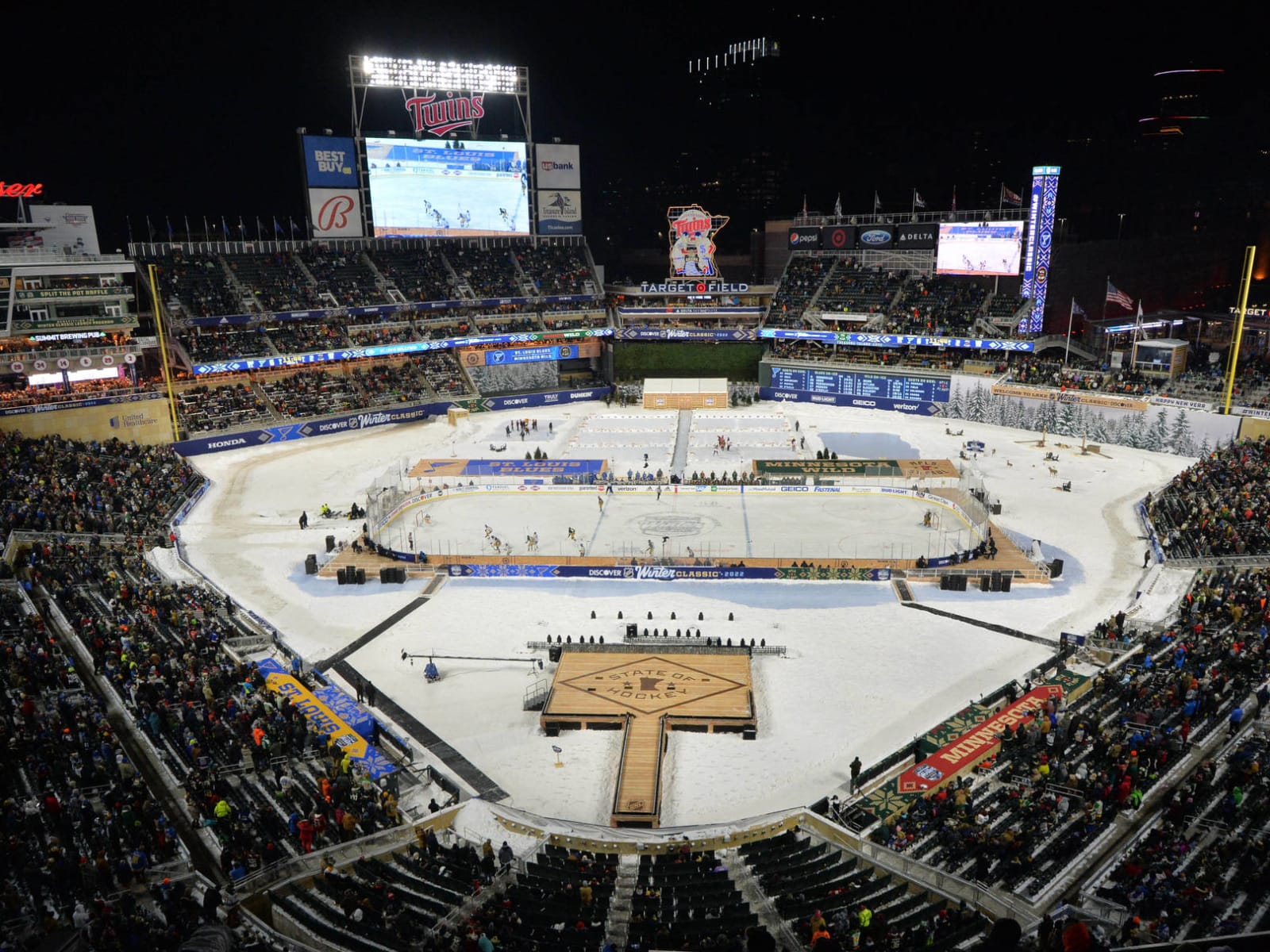 Fenway Park to host college, NHL hockey games in 2023