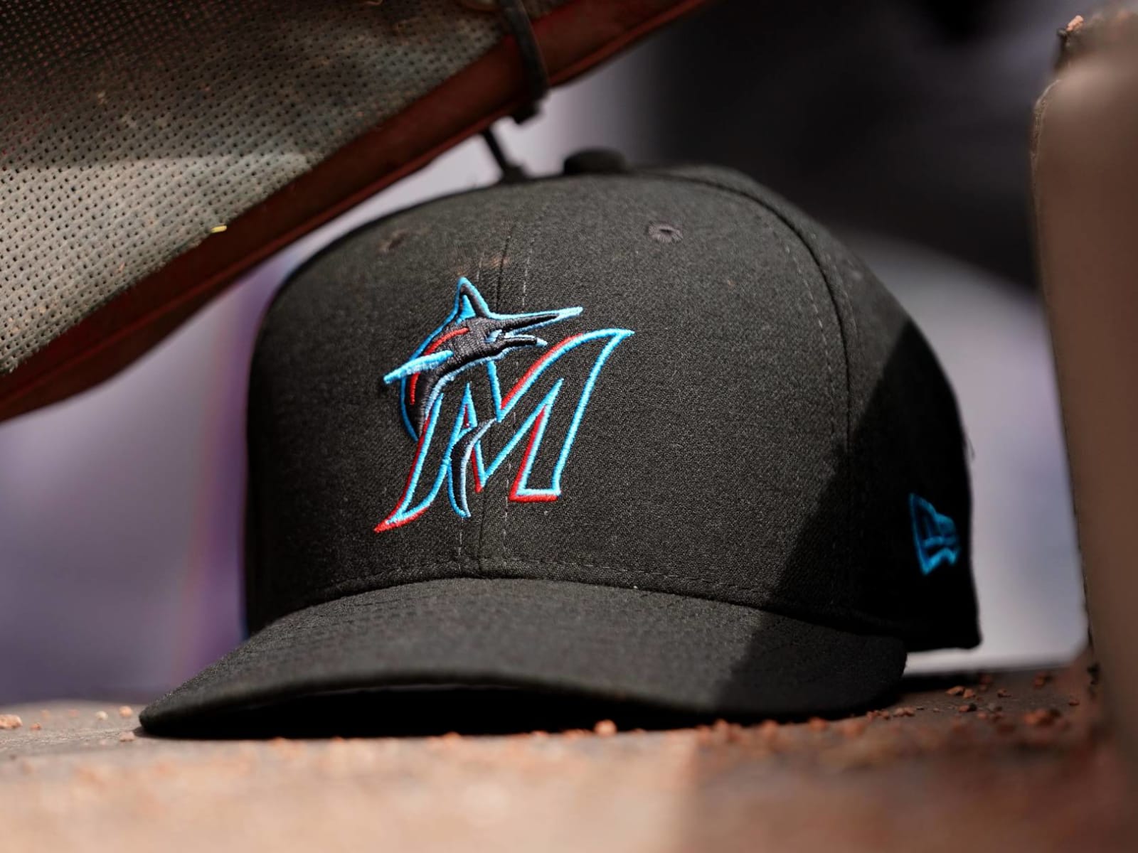 A Teal Treat: Marlins Throw Back to 1993 This Weekend – SportsLogos.Net News
