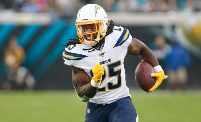 Melvin Gordon signs with the Texans