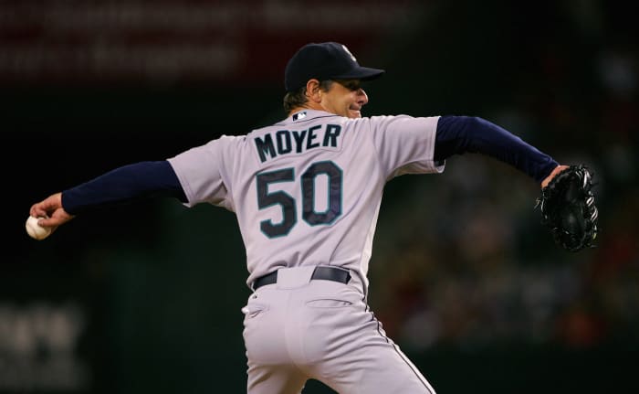 Jamie Moyer: 'I was going to retire in 2006' before trade to