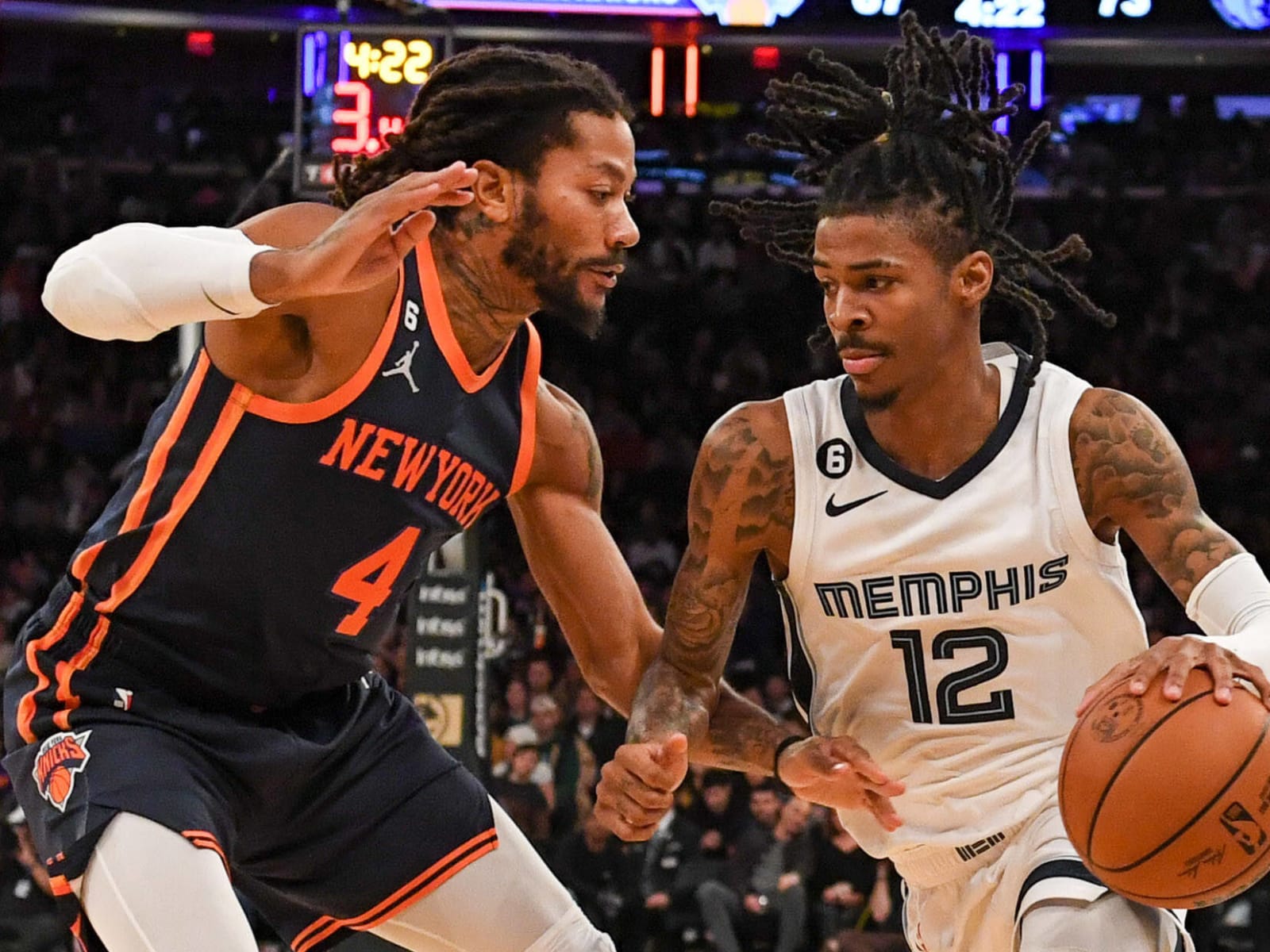 Ja Morant gifts jerseys to father, Derrick Rose after triple